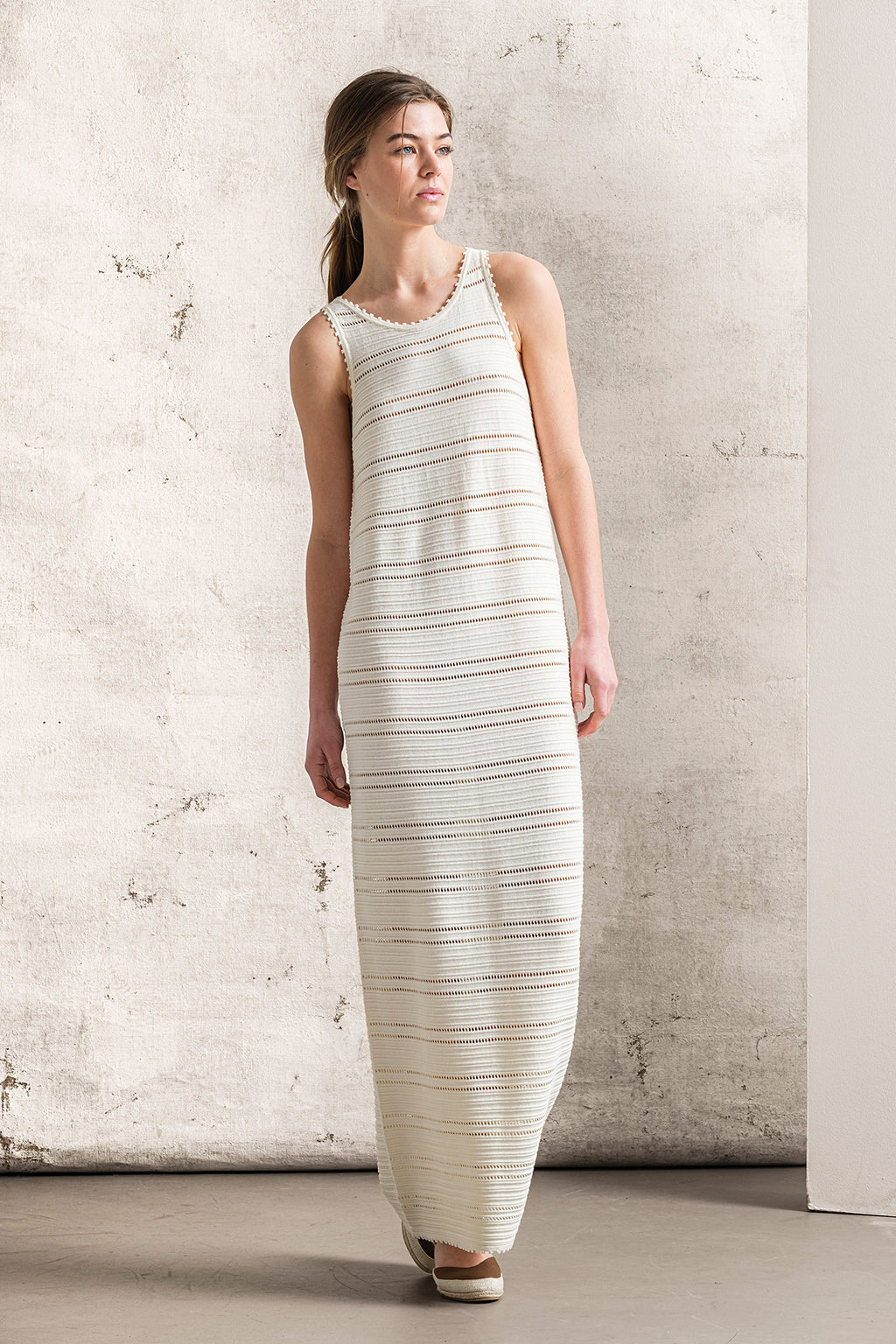 VESTIDO COMPRIDO EM MALHA