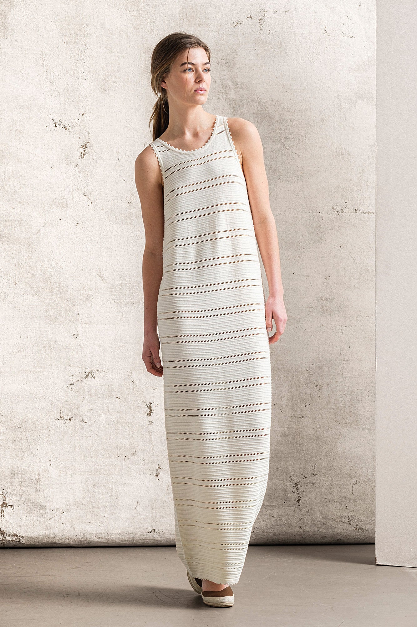 VESTIDO COMPRIDO EM MALHA