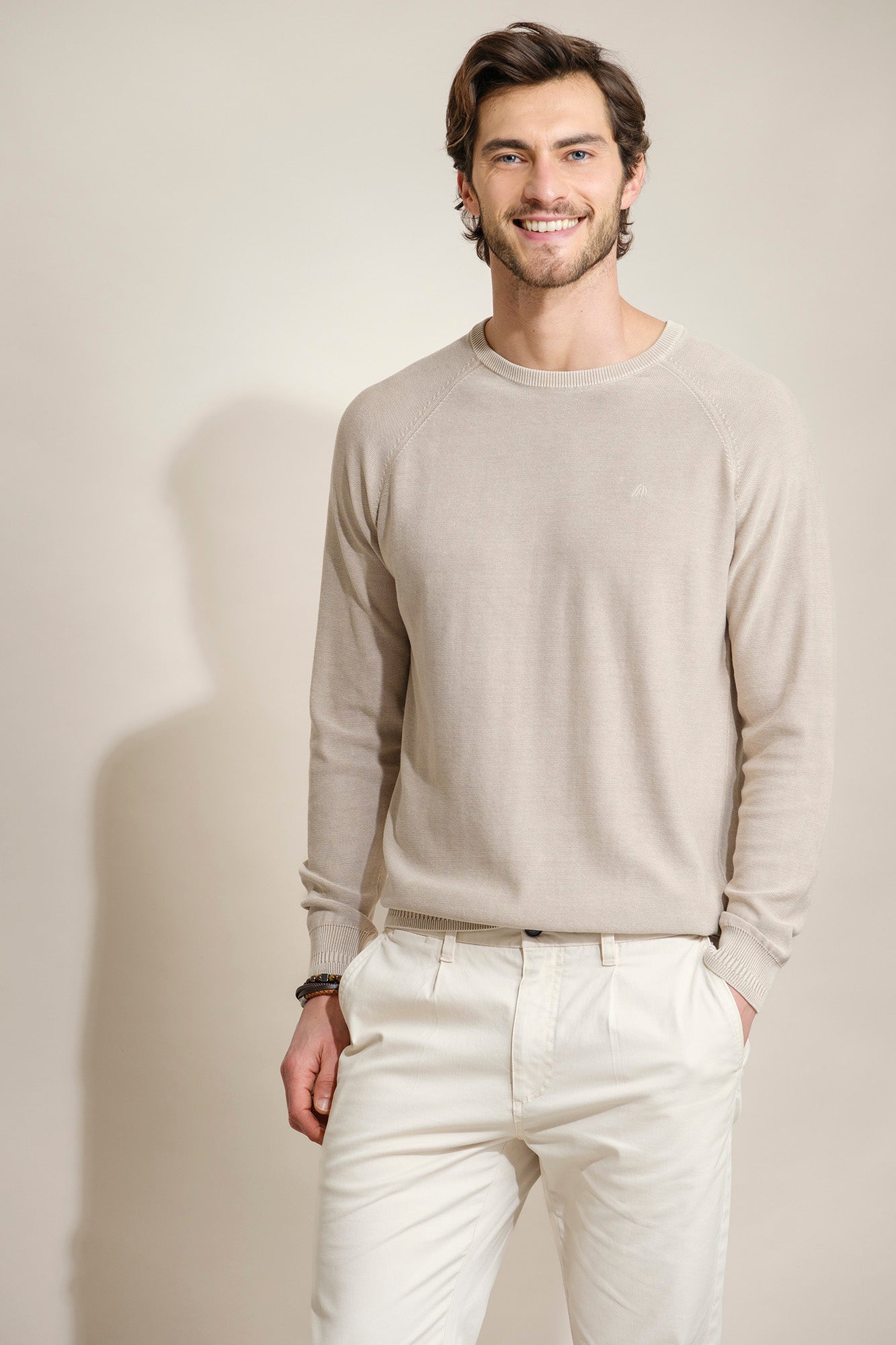 CAMISOLA DE MALHA COM DECOTE REDONDO