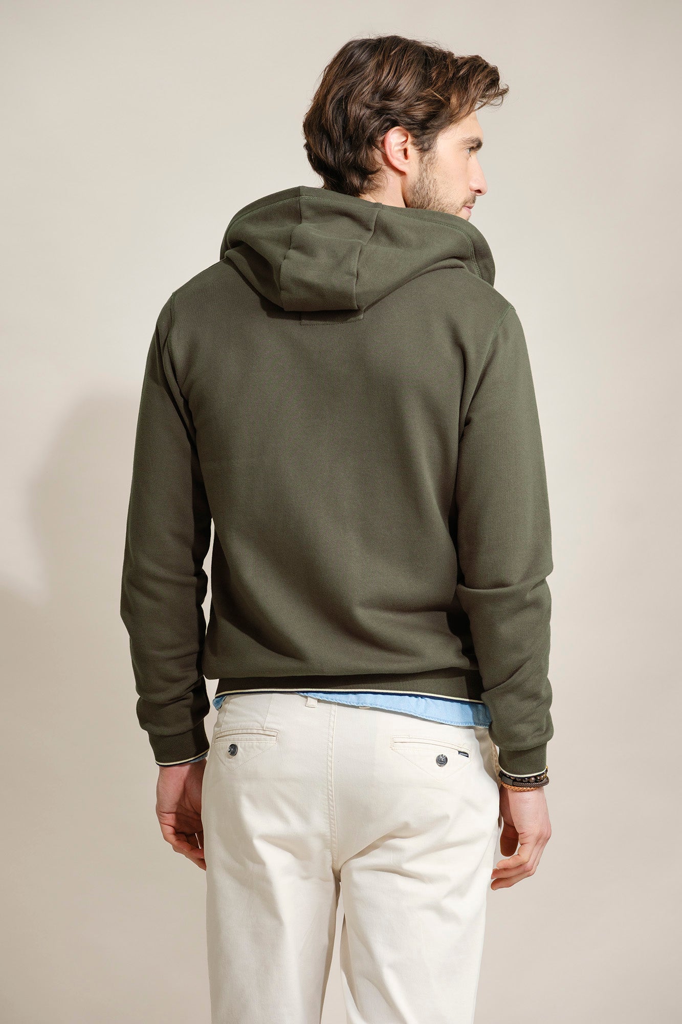 CASACO SWEAT COM CAPUZ