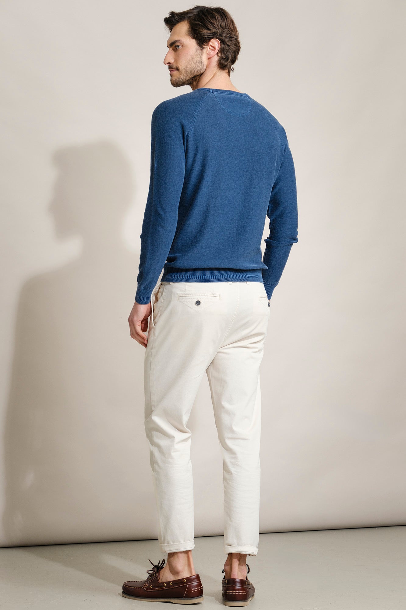 CAMISOLA DE MALHA COM DECOTE REDONDO