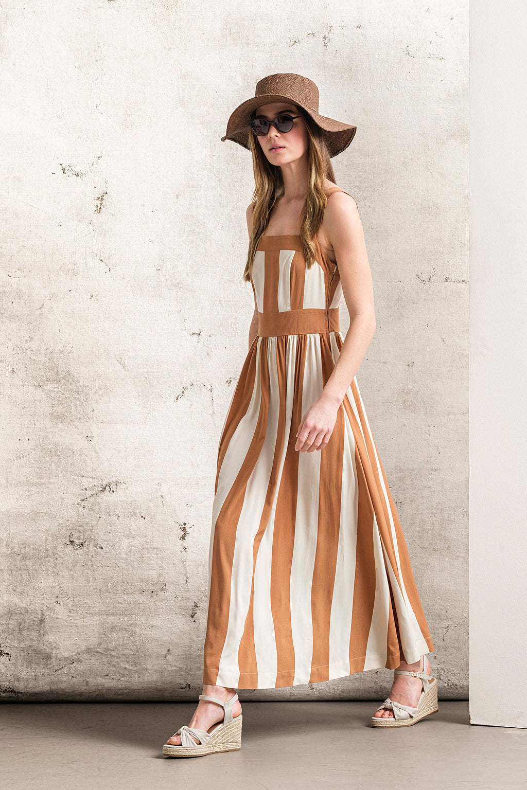 VESTIDO RISCAS LARGAS EVASÉ