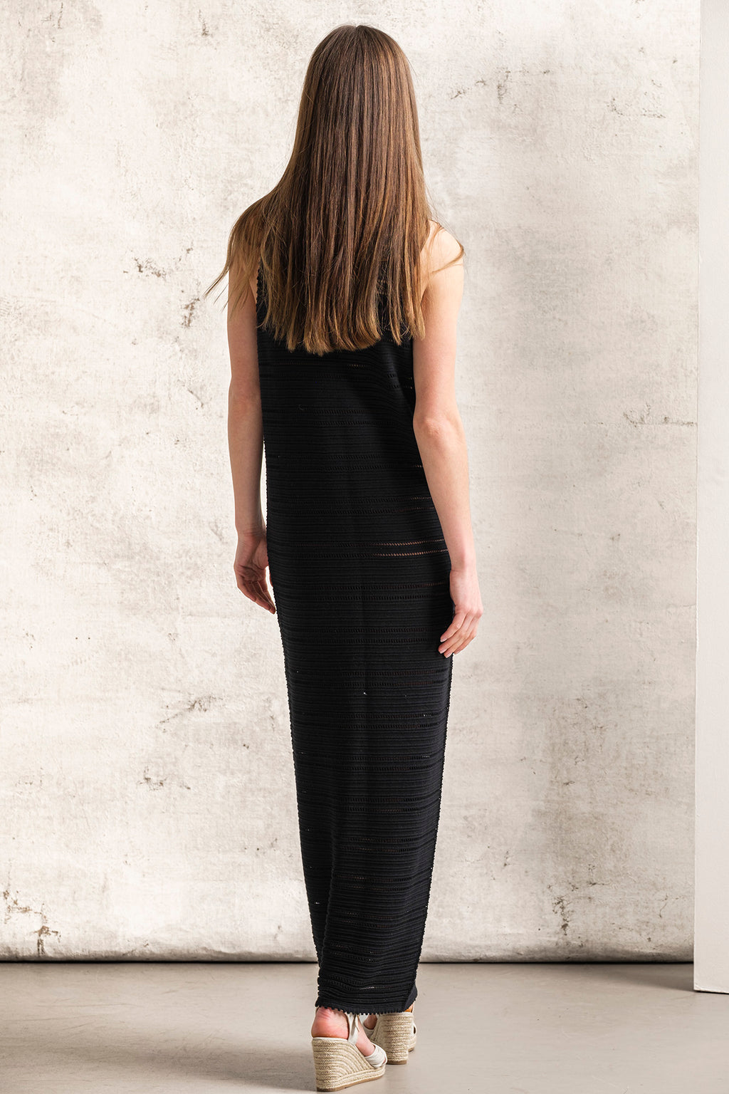 VESTIDO COMPRIDO EM MALHA