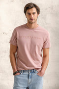 T-SHIRT COM PRINT QUEBRAMAR AO TOM