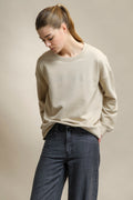 SWEATSHIRT DECOTE REDONDO COM APLICAÇÃO