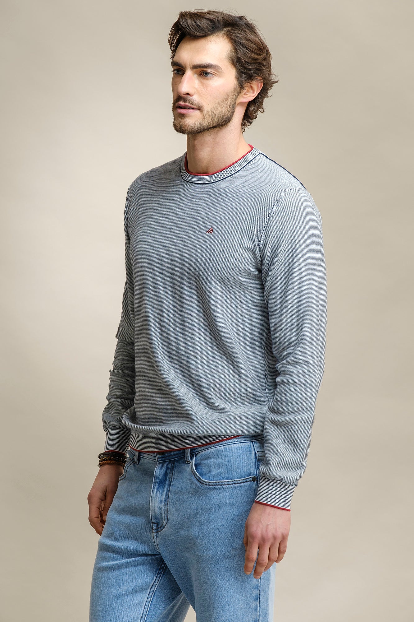 CAMISOLA DE MALHA COM RISCAS