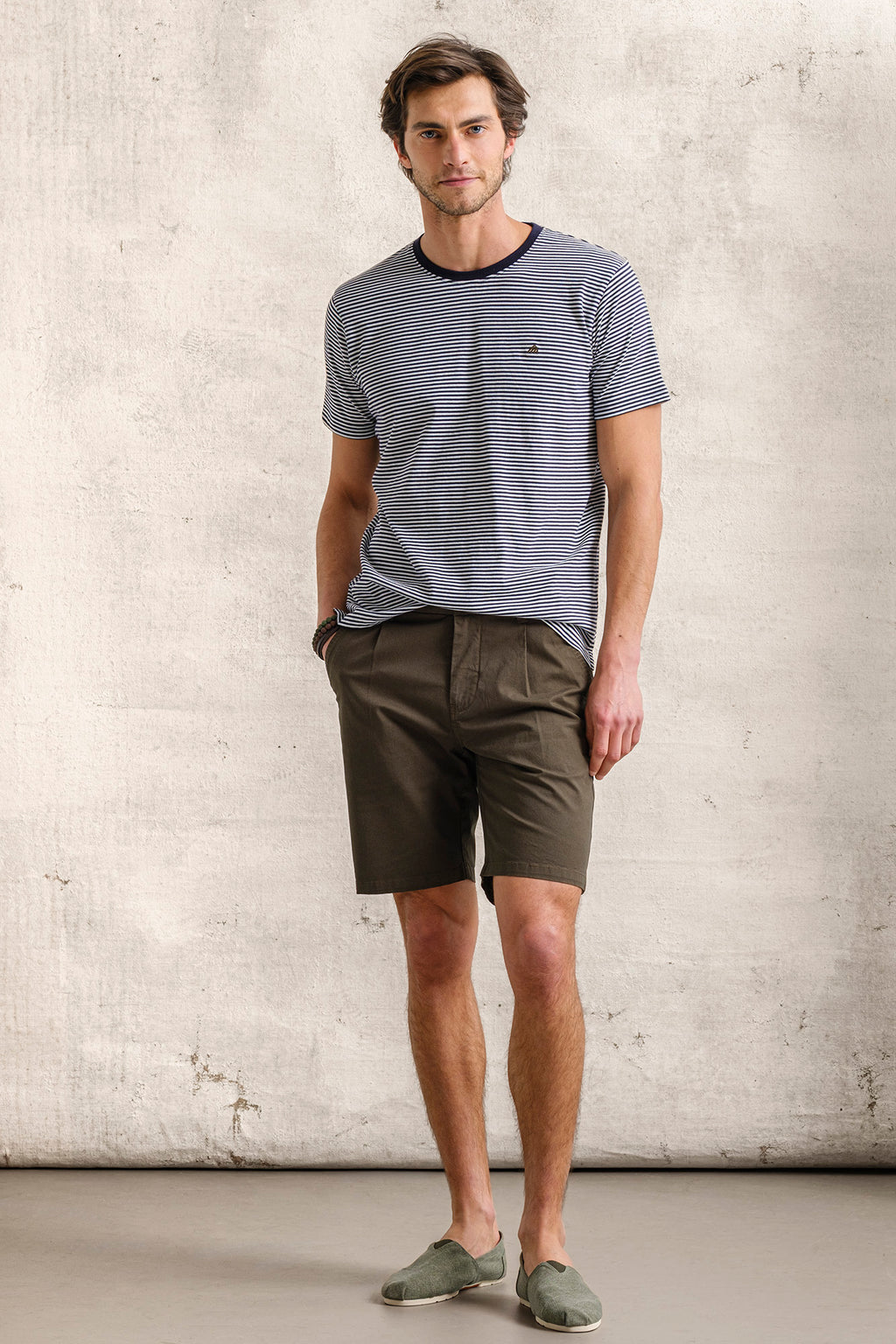 T-SHIRT ÀS RISCAS