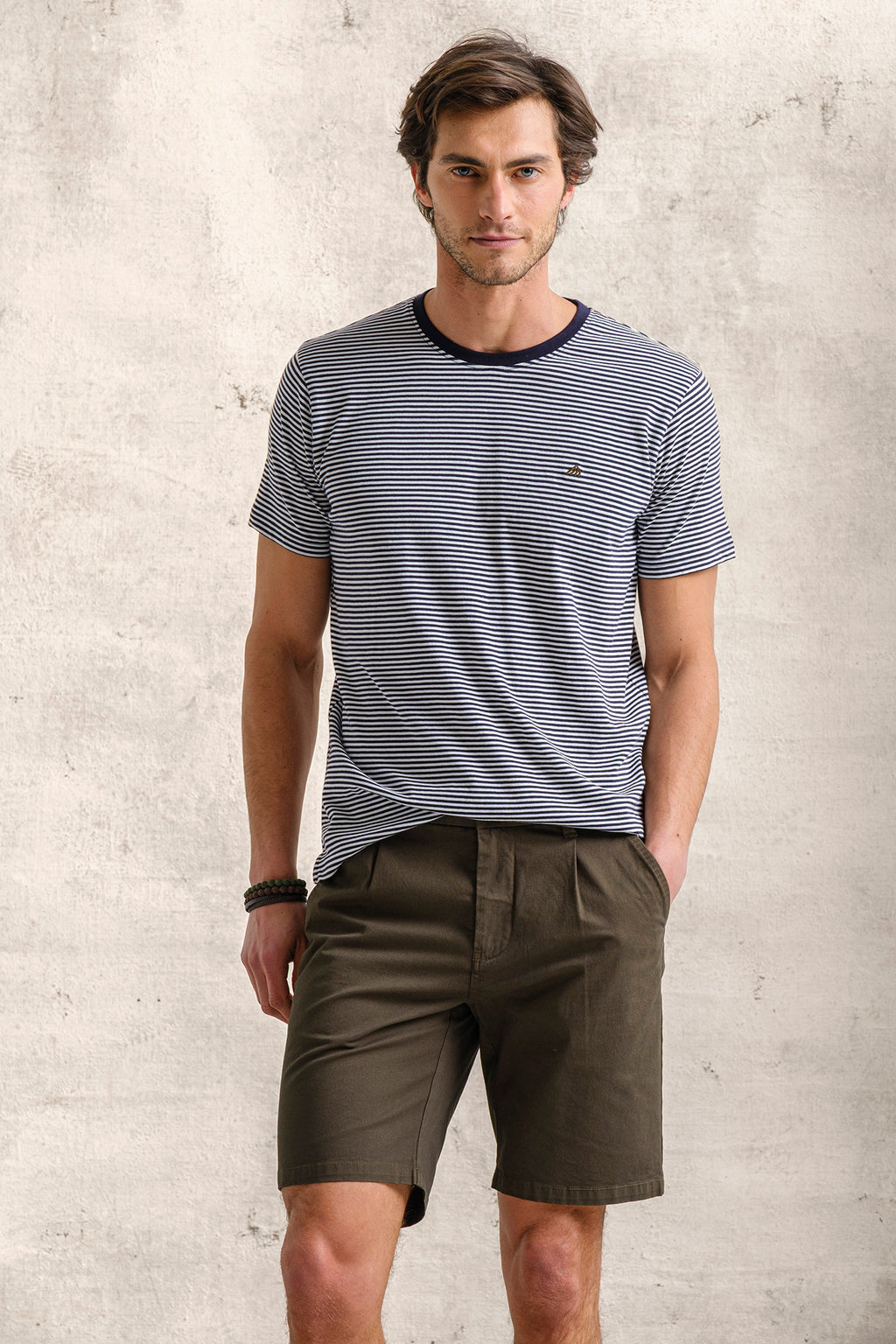 T-SHIRT ÀS RISCAS