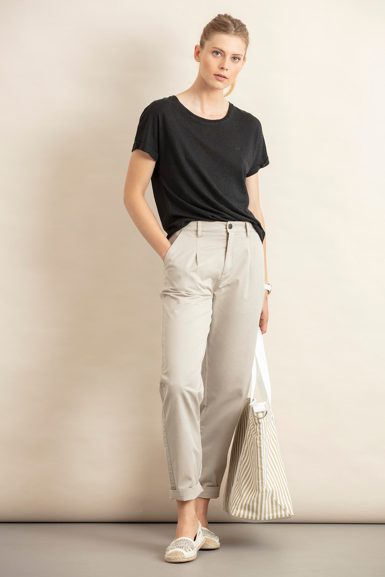 CALÇAS CHINO LOOSE FIT