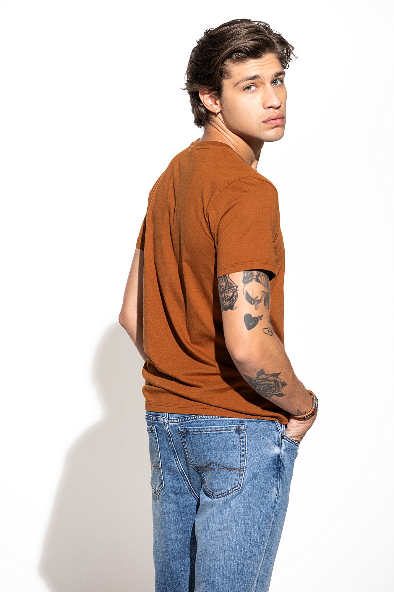 T-SHIRT QUEBRAMAR LOGO