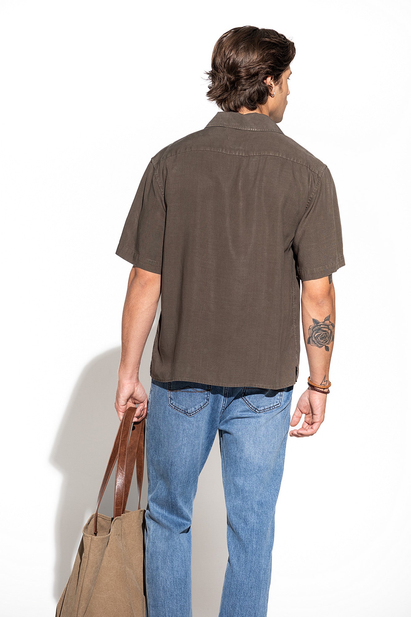 CAMISA DE MANGA CURTA EM TENCEL™