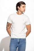 T SHIRT COM LOGO EM CONTRASTE
