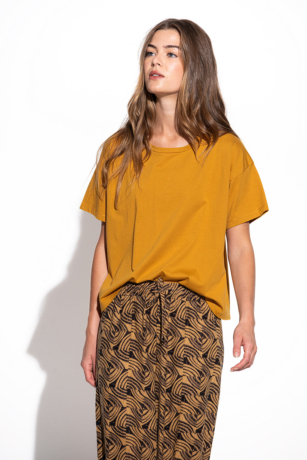 CAMISETA CORTE HOLGADO