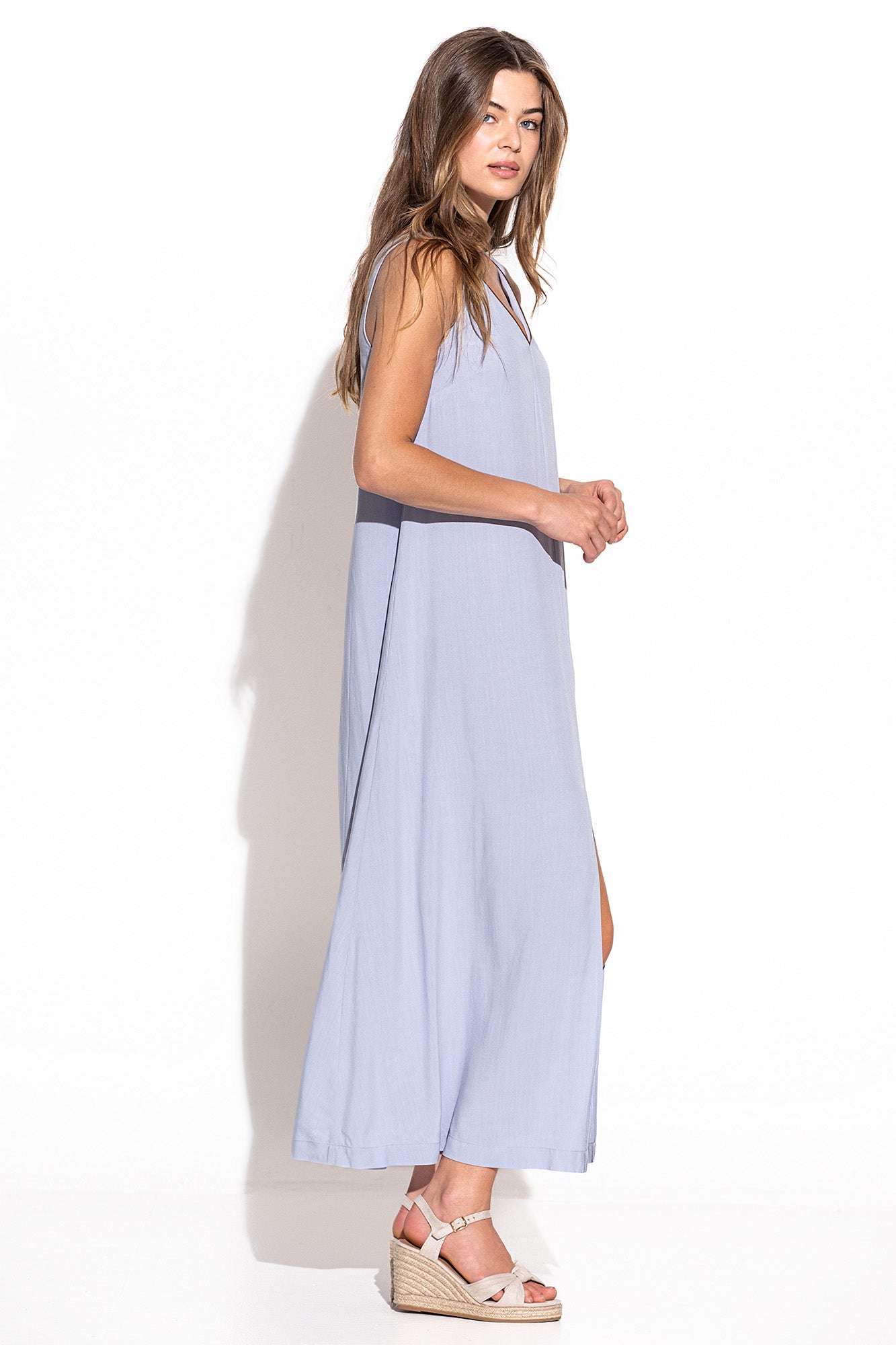 VESTIDO LISO COMPRIDO COM CONTRASTES