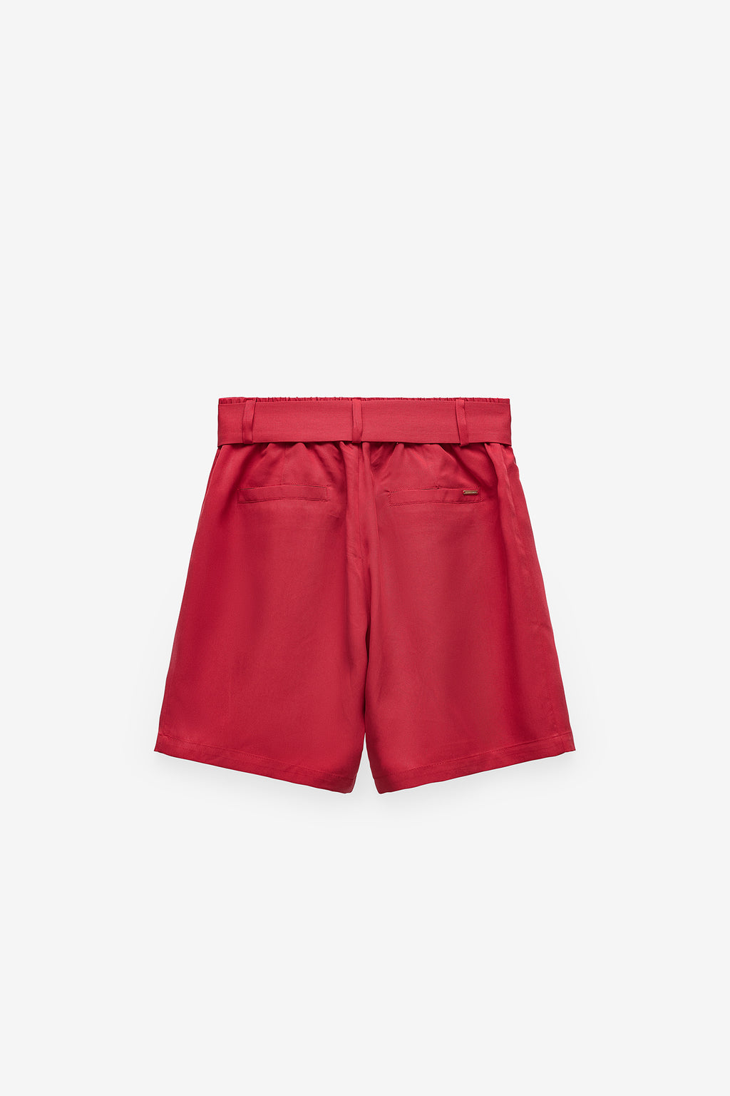 PANTALONES CORTOS CON CINTURÓN