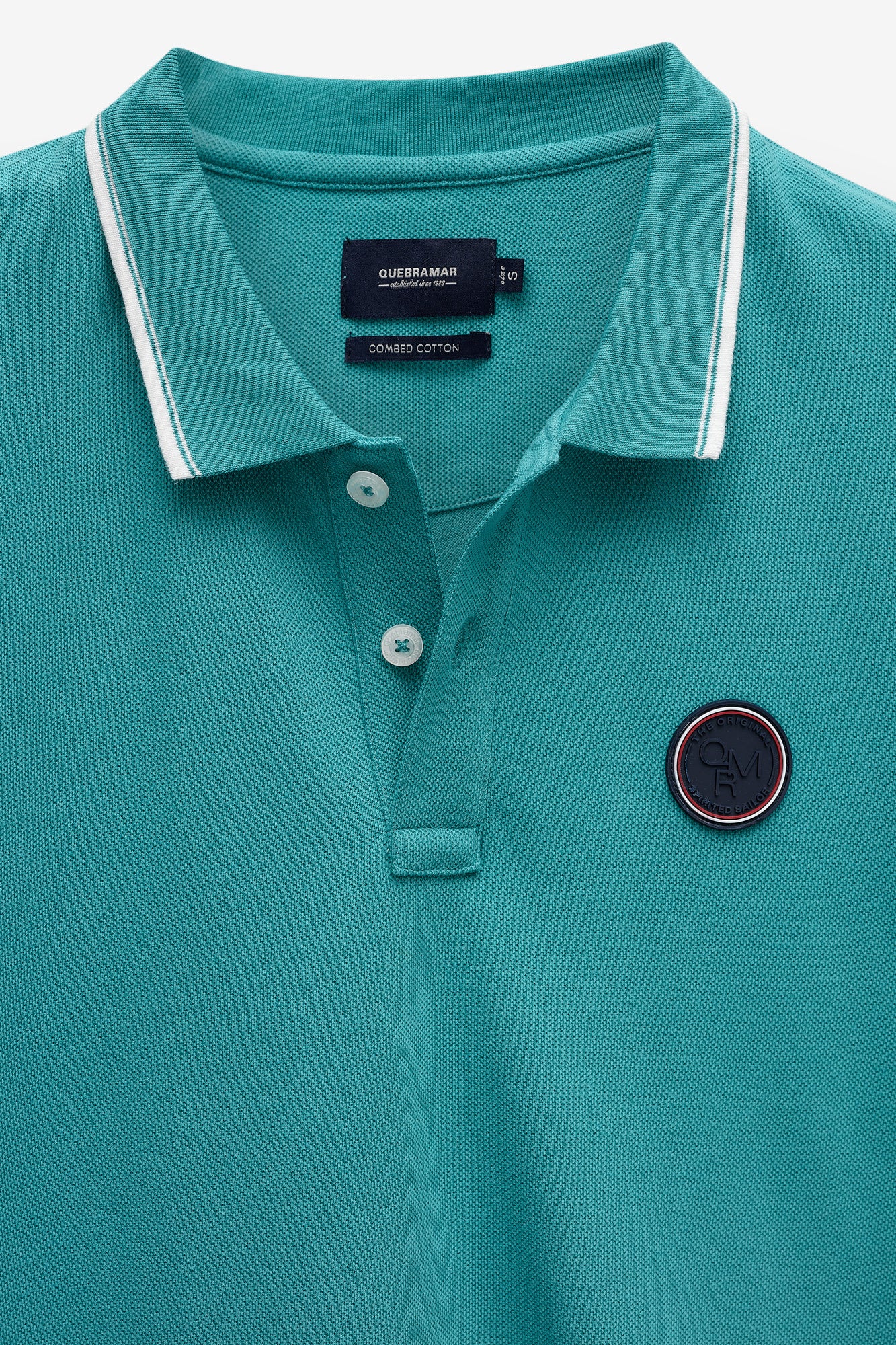 POLO  PIQUET COM BADGE
