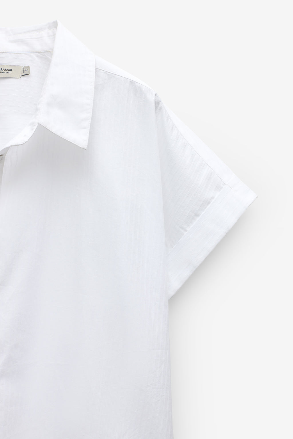 CAMISA MANGA CURTA TEXTURA RISCAS
