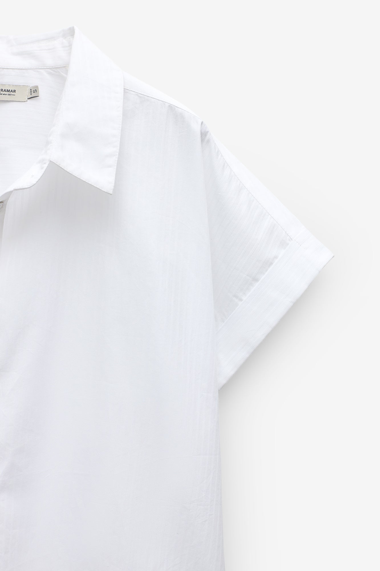 CAMISA MANGA CURTA TEXTURA RISCAS