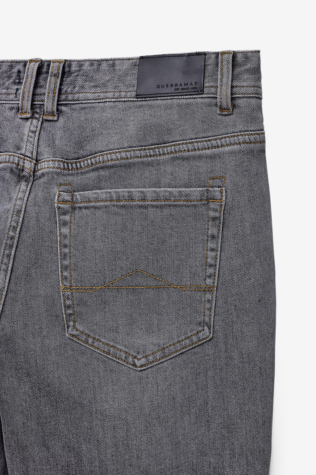 VAQUEROS TAPERED FIT