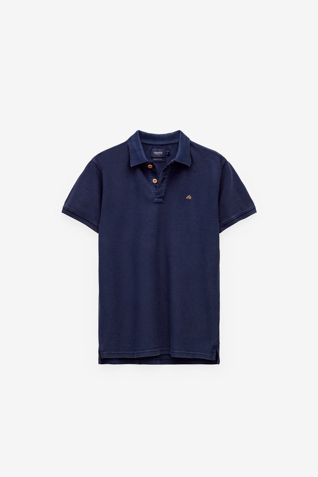 POLO PIQUET COM ESTAMPADO NA GOLA