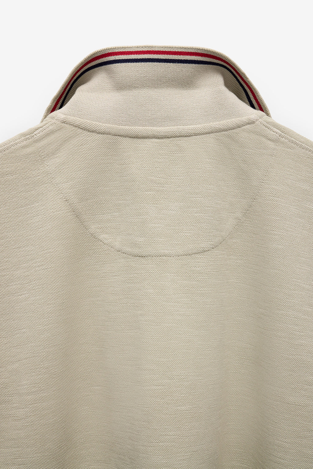 POLO EM PIQUET SLUB COM BOLSO