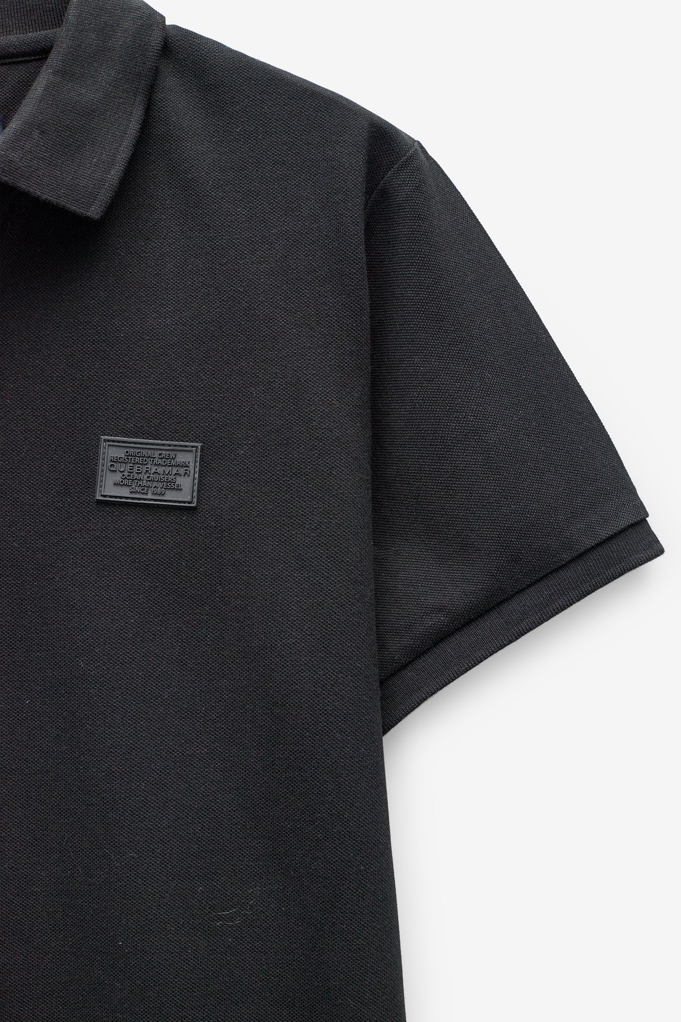 POLO PIQUET COM BADGE