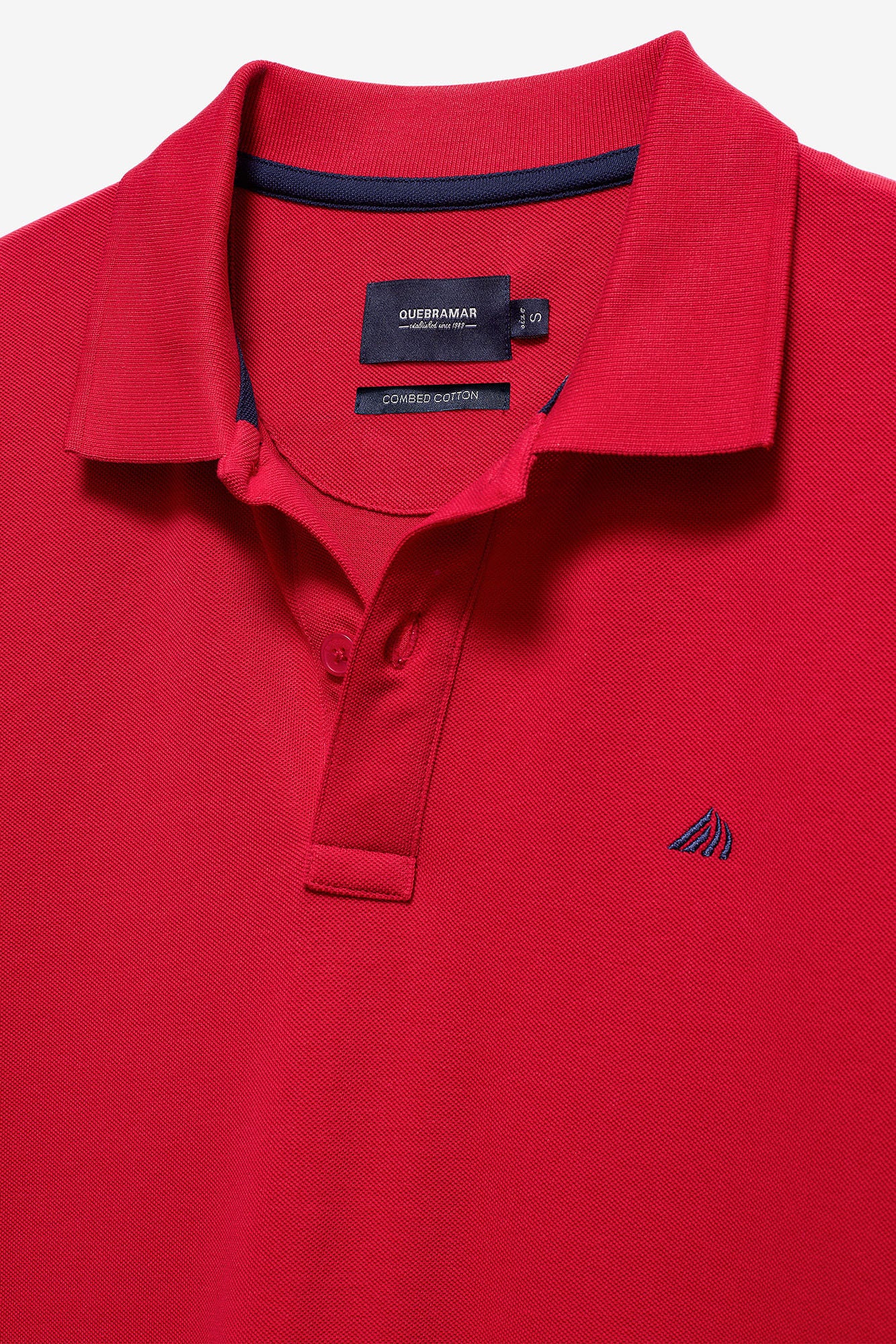 POLO PIQUET COM LOGO A CONTRASTE