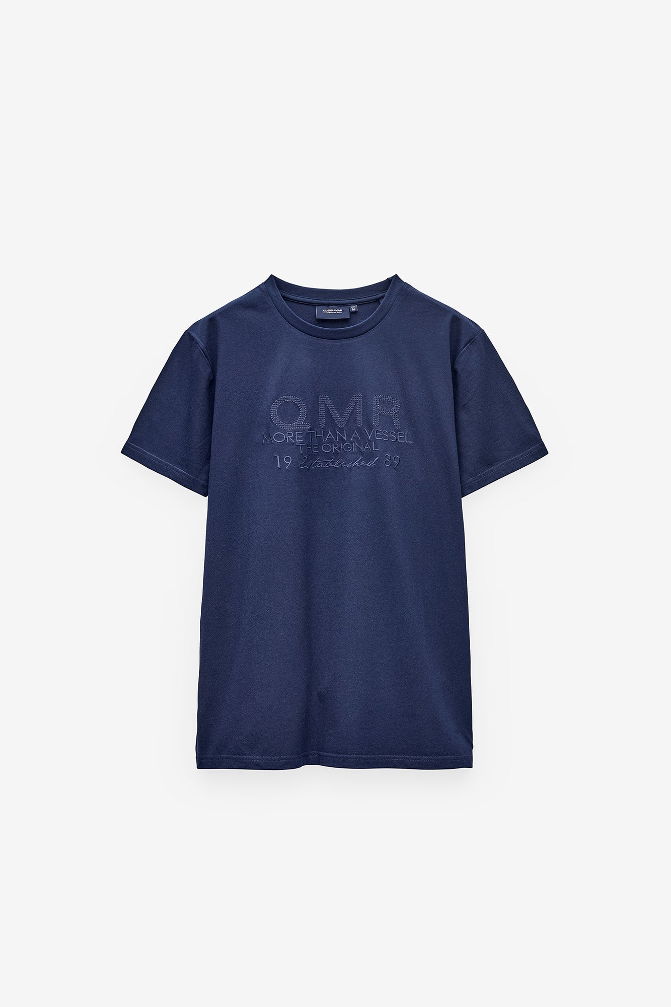 T-SHIRT COM BORDADO