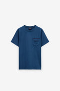 T SHIRT COM BOLSO E PIPING