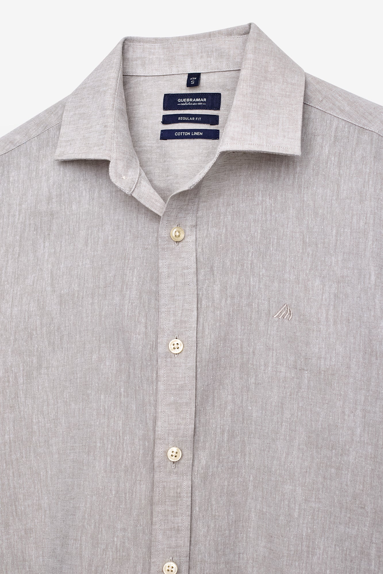CAMISA BÁSICA EM ALGODÃO E LINHO