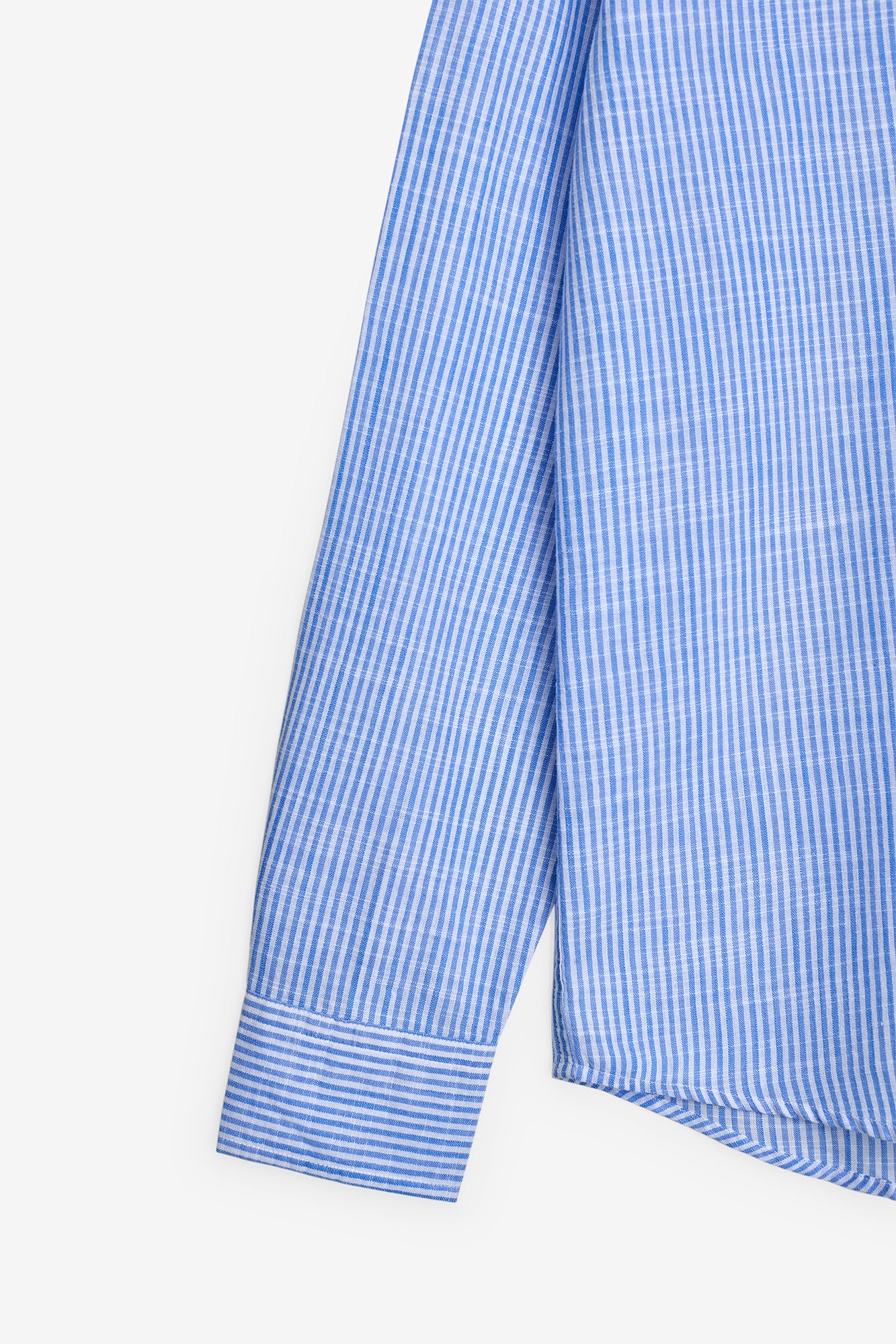 CAMISA COM EFEITO SLUB EM ALGODÃO