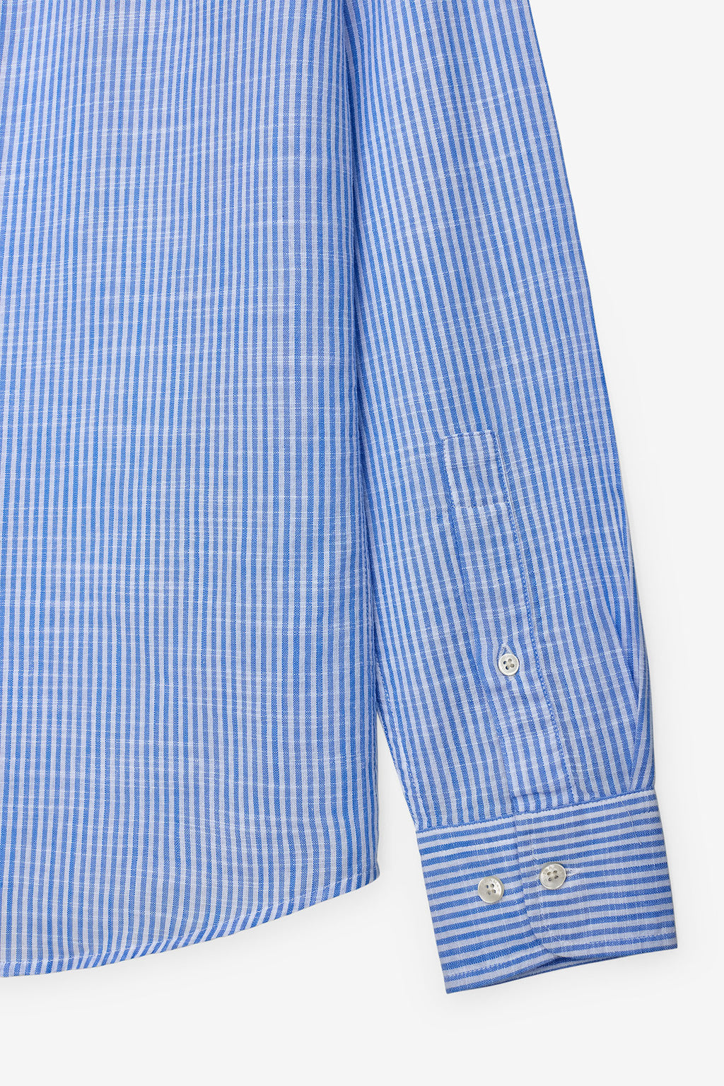 CAMISA COM EFEITO SLUB EM ALGODÃO