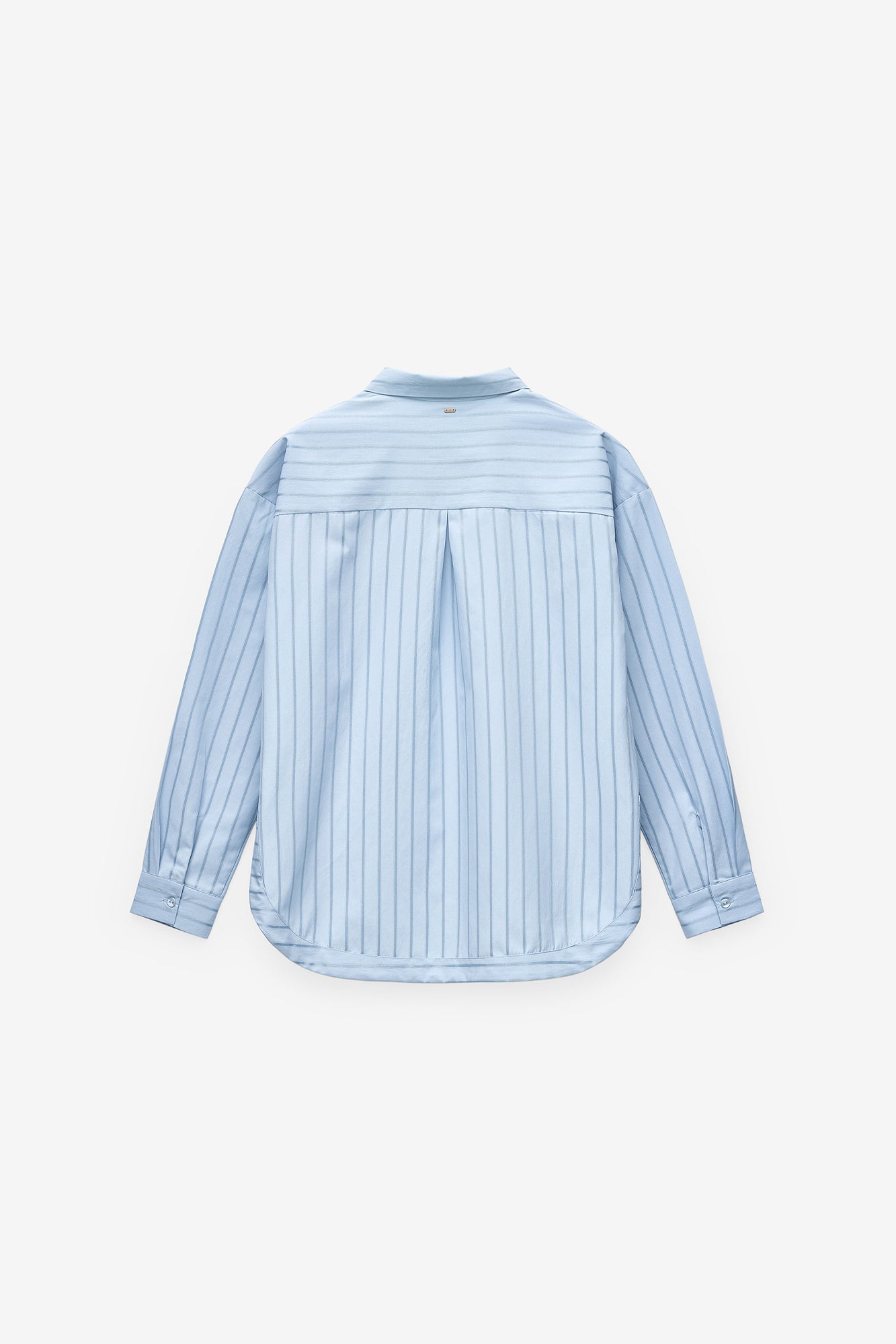 CAMISA LARGA ACETINADA COM RISCAS