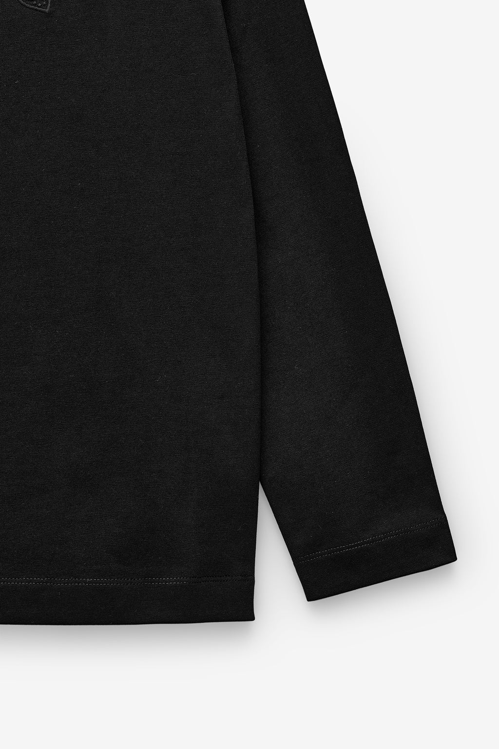 CAMISETA DE MANGA LARGA CON BORDADO