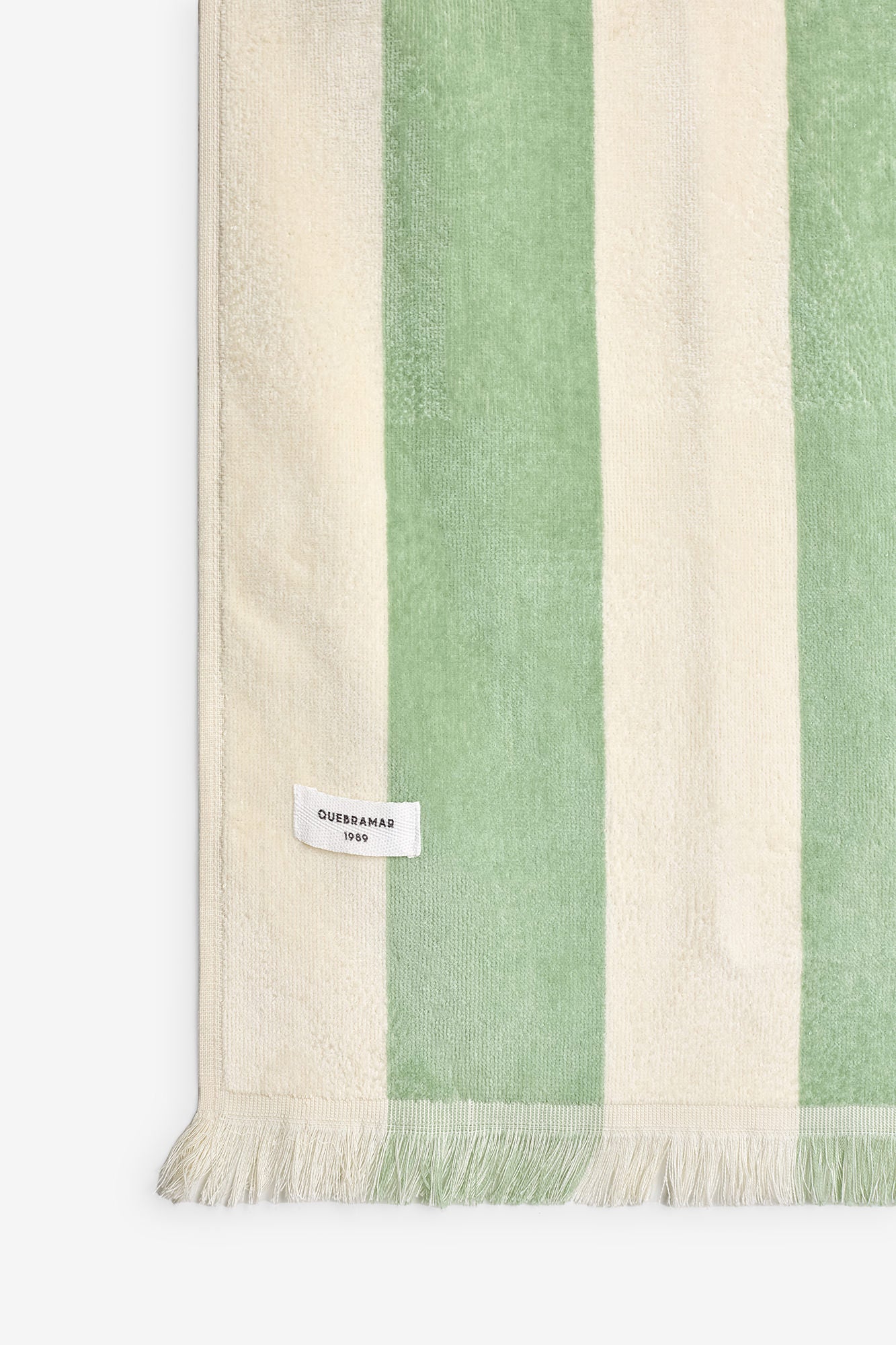 TOALHA JACQUARD ÀS RISCAS