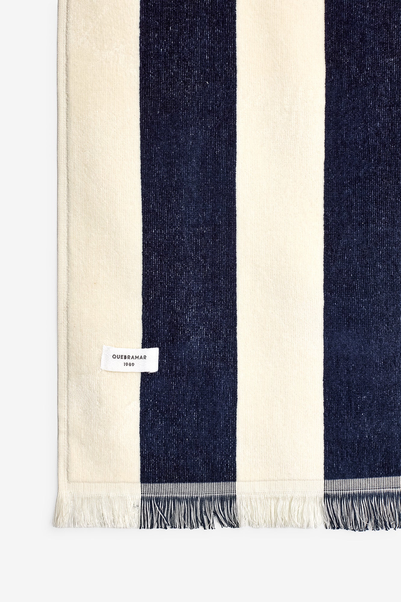 TOALHA JACQUARD ÀS RISCAS