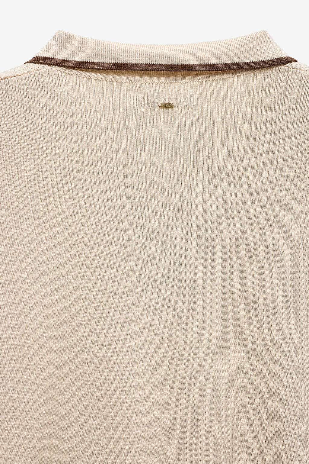 CAMISOLA DE MALHA COM GOLA DE POLO