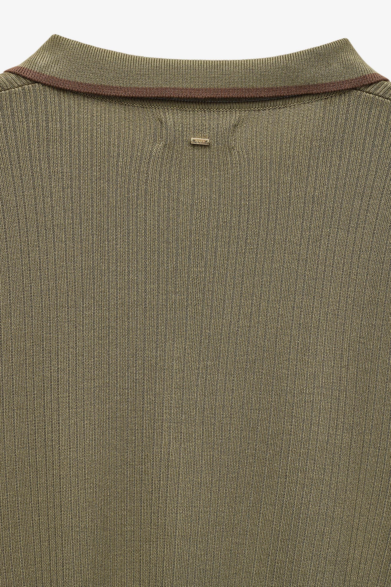 CAMISOLA DE MALHA COM GOLA DE POLO
