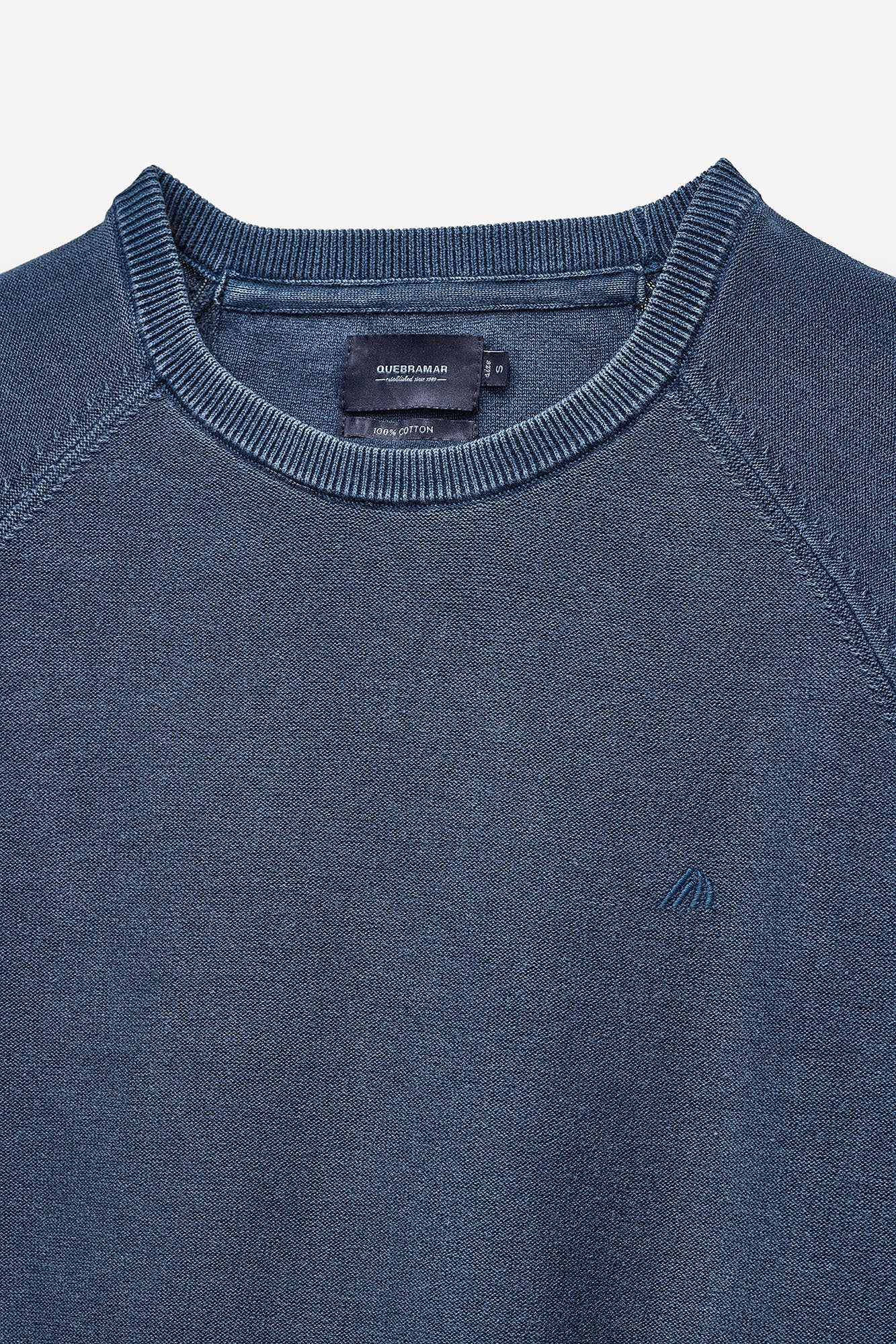 CAMISOLA DE MALHA COM DECOTE REDONDO