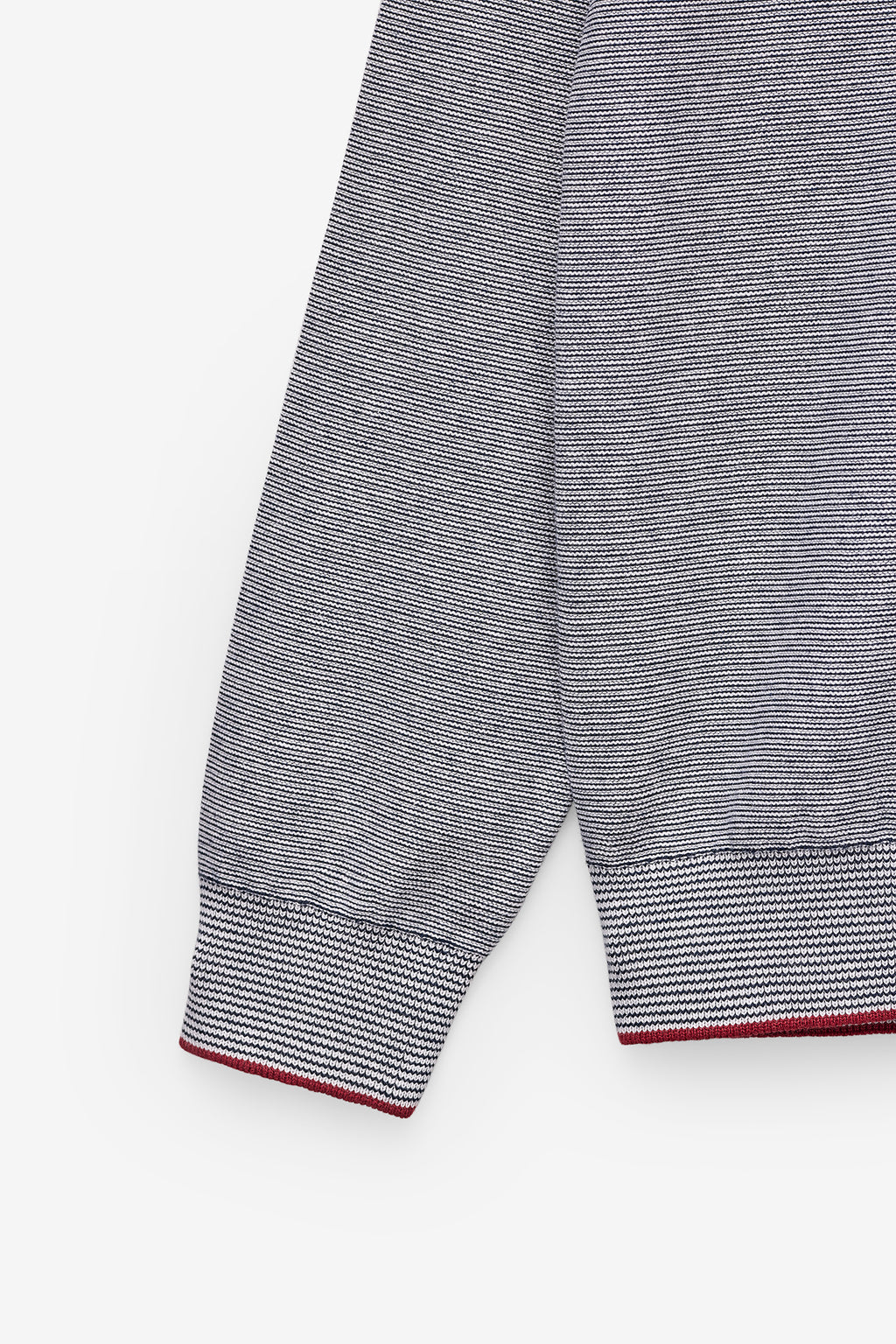 CAMISOLA DE MALHA COM RISCAS