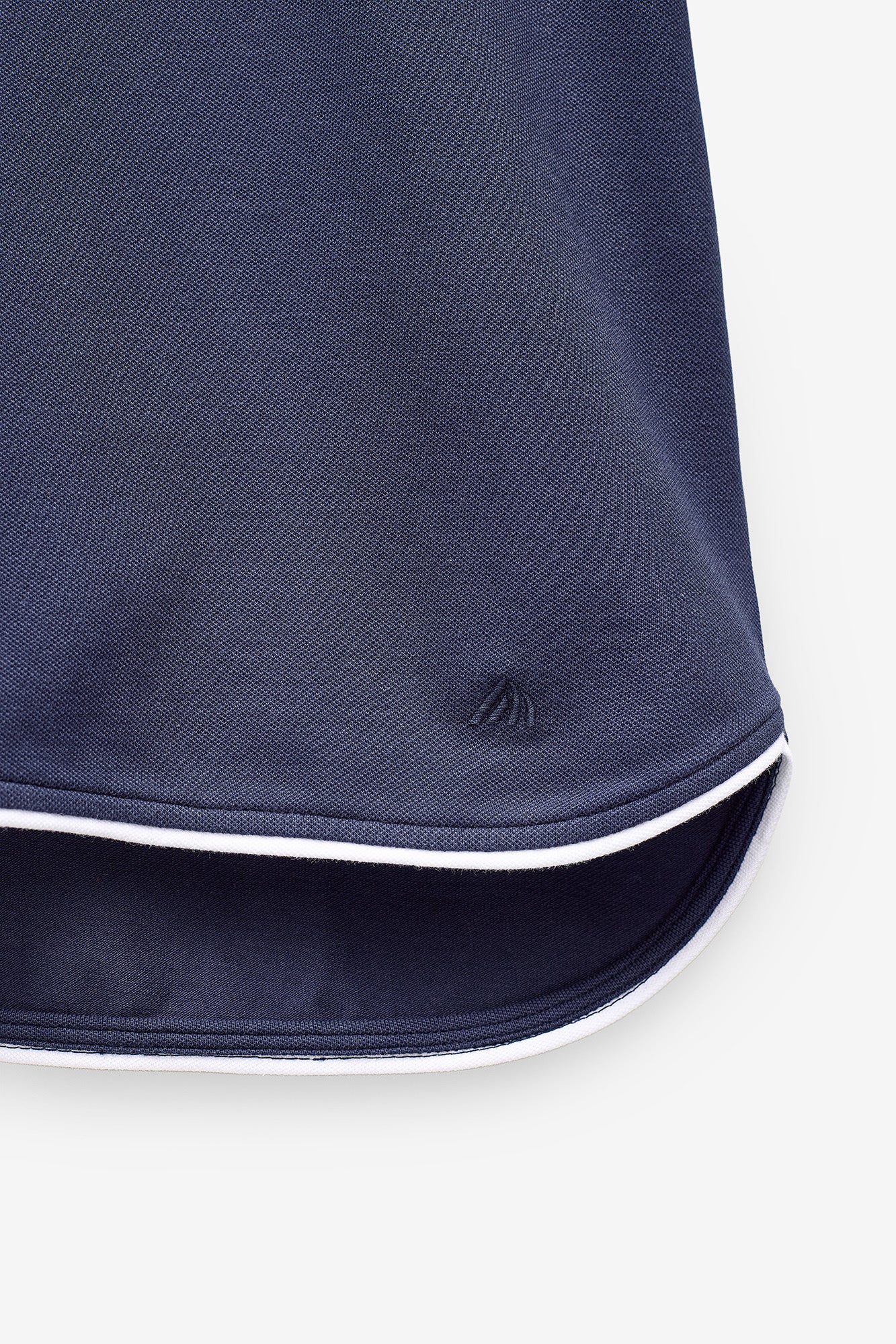 POLO CARCELA COM PIPING