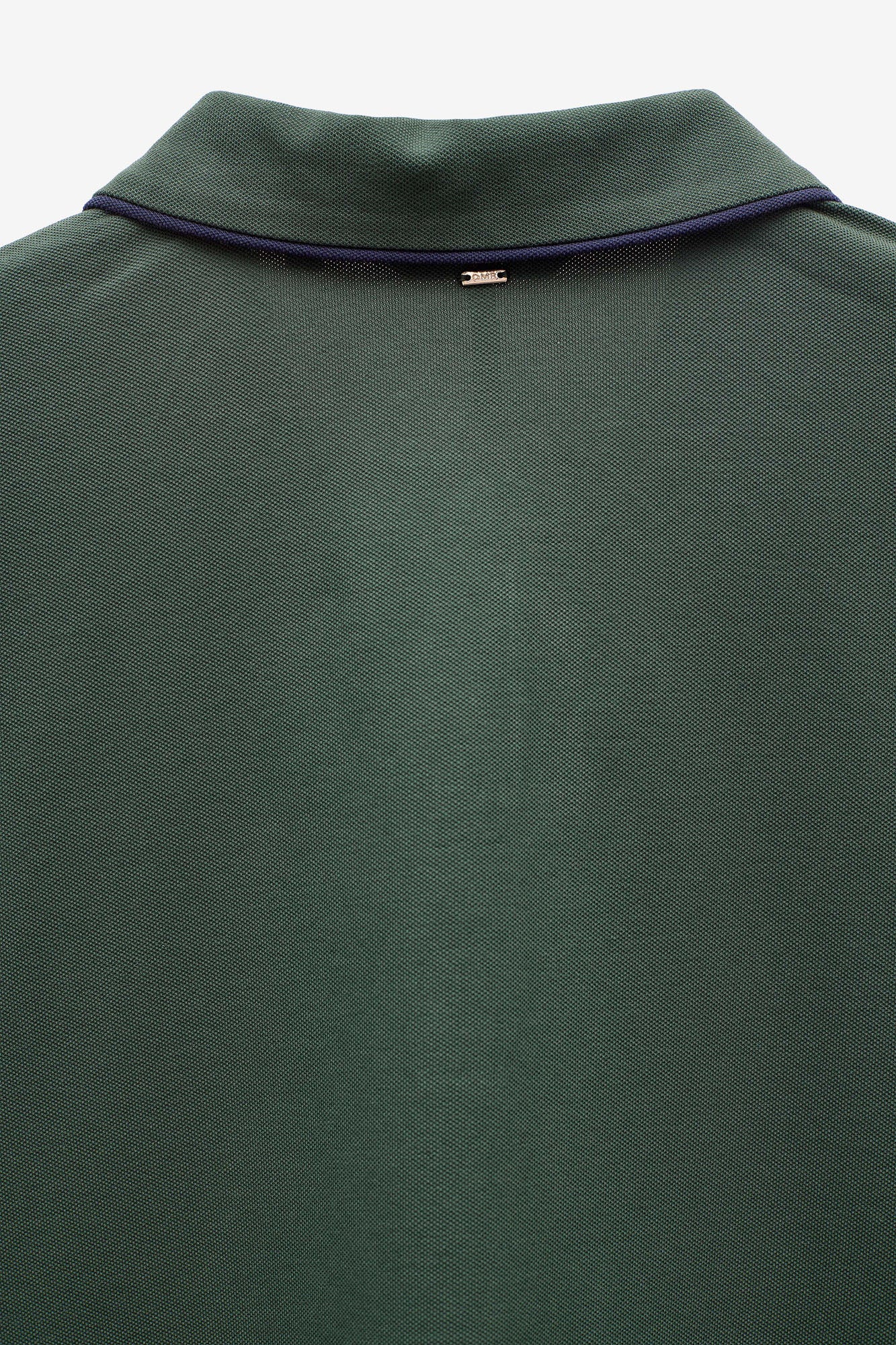 POLO COM CONTRASTES FITTING LARGO