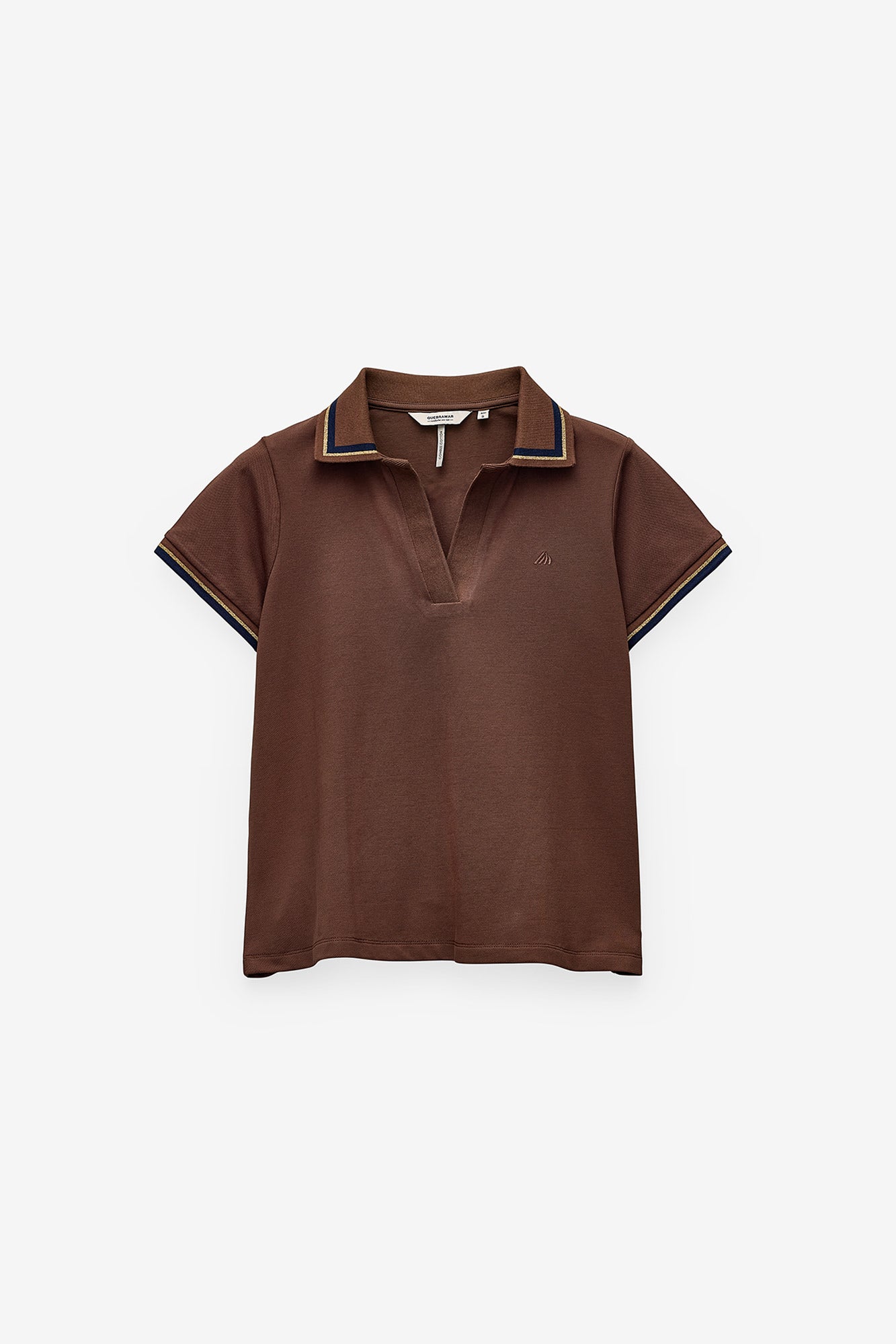POLO COM CONTRASTES NA GOLA E MANGAS