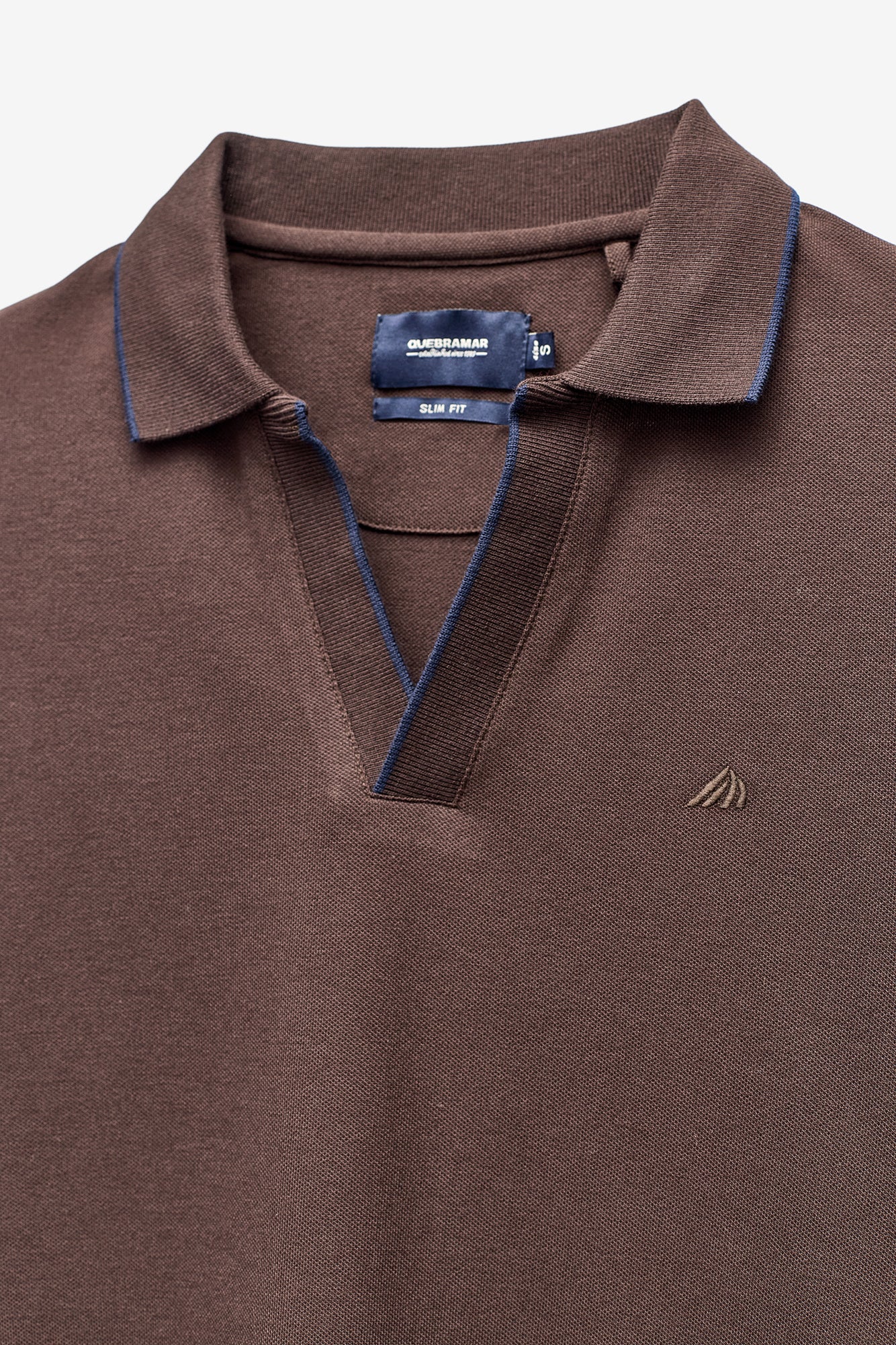 POLO PIQUET COM DECOTE EM V SLIM FIT