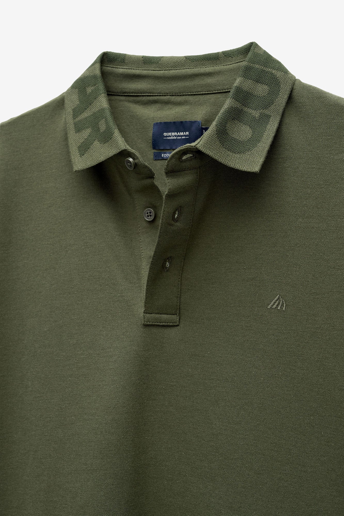 POLO MICRO PIQUET COM GOLA JACQUARD