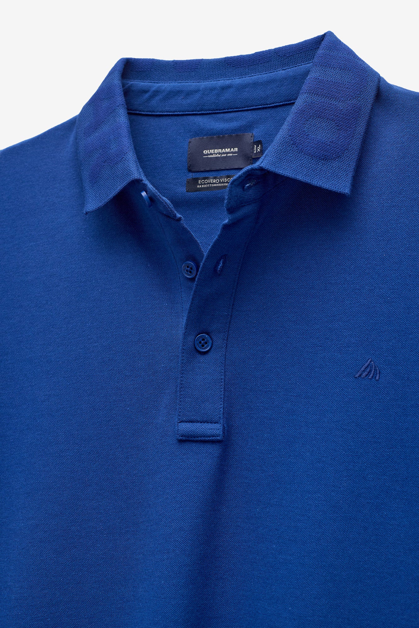 POLO MICRO PIQUET COM GOLA JACQUARD