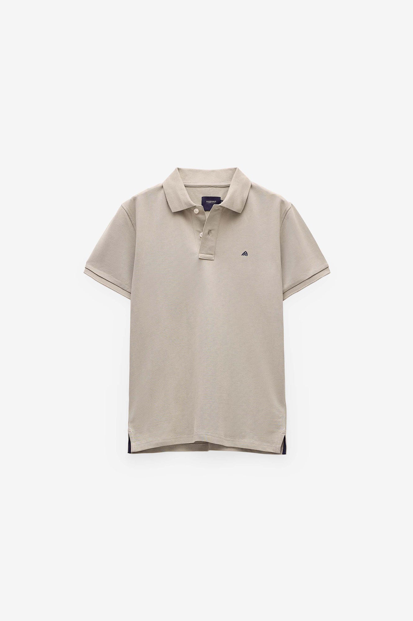 POLO BÁSICO COM LOGO A CONTRASTE