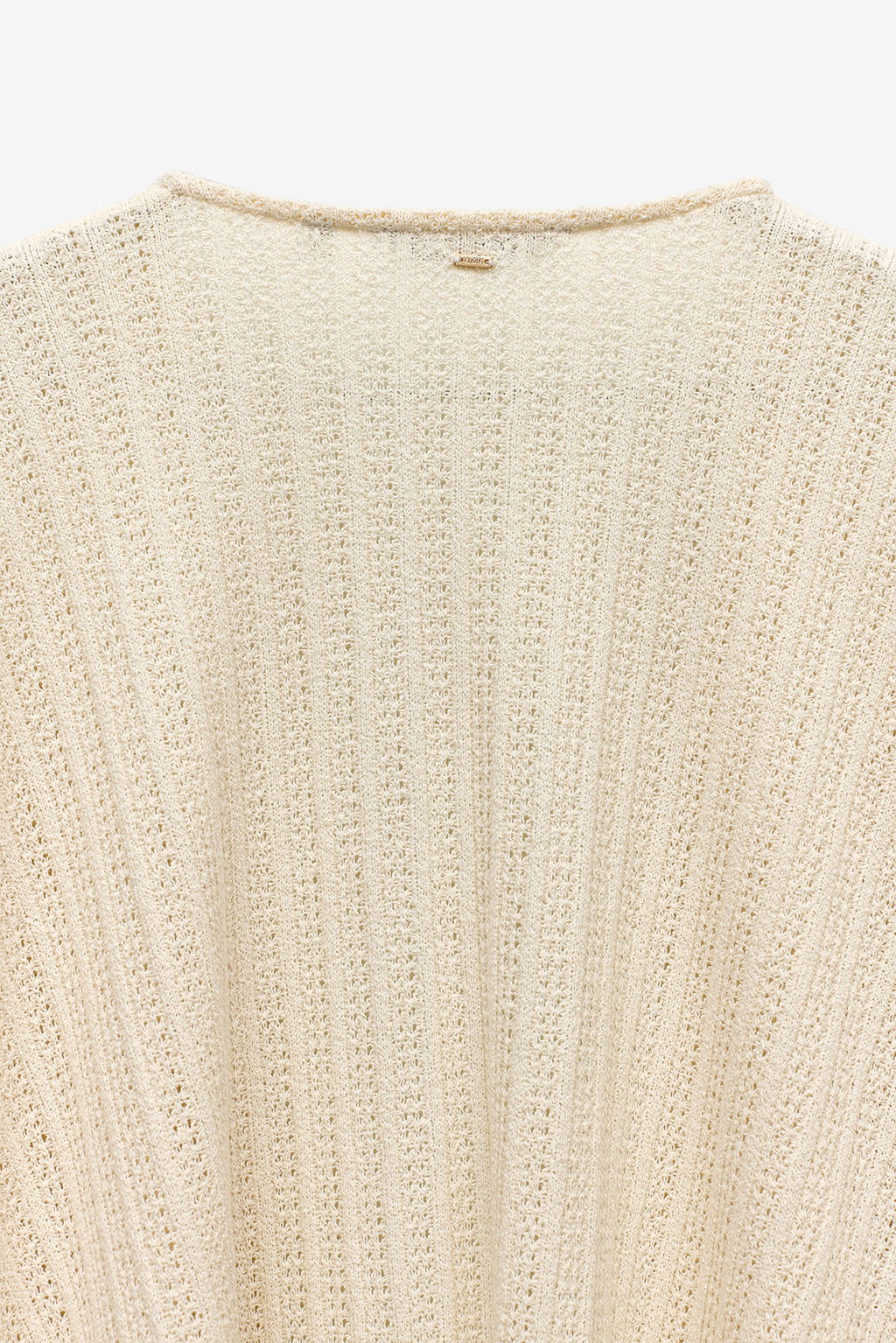 PONCHO EM RENDA