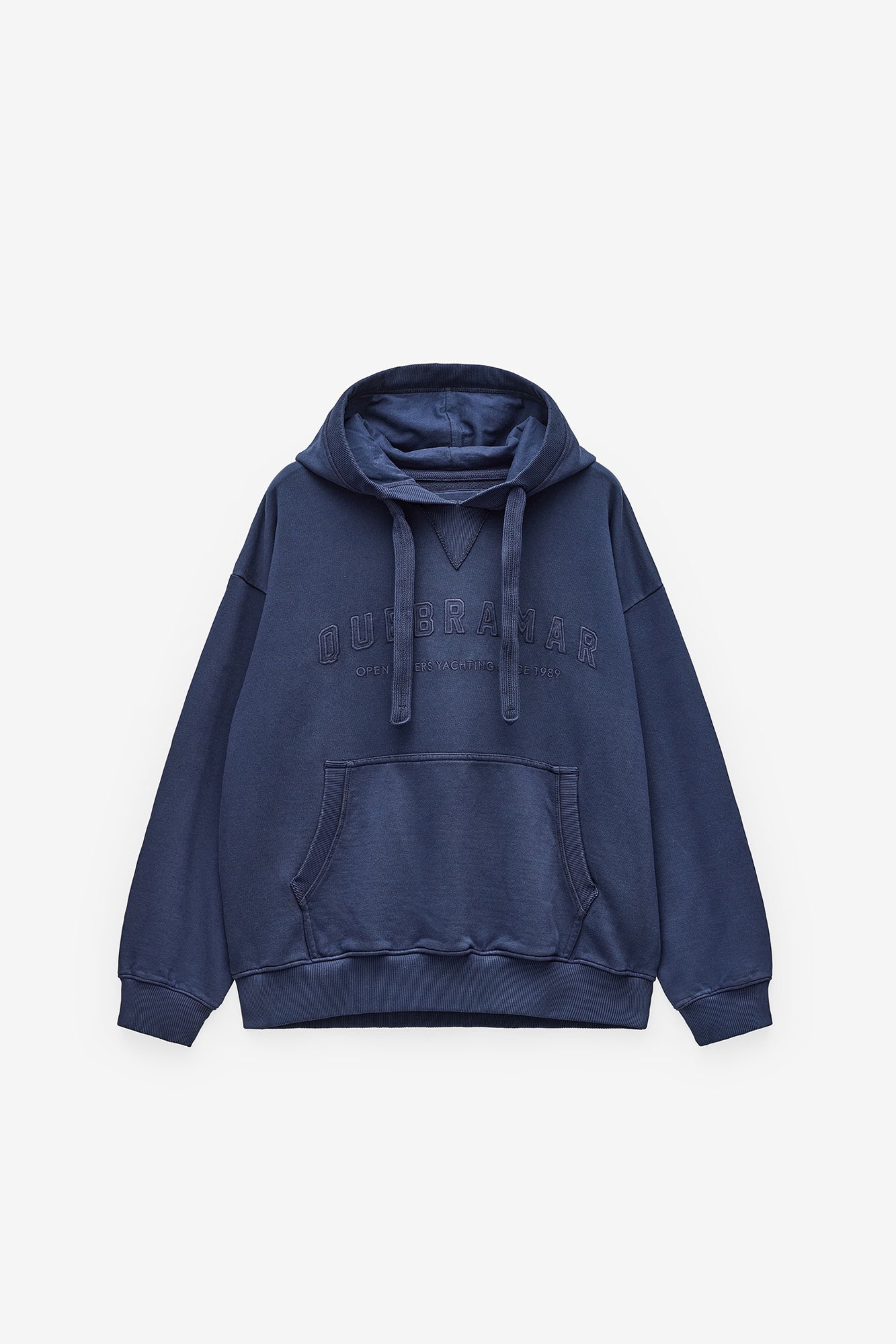 SWEATSHIRT COM CAPUZ COM BORDADO QUEBRAMAR