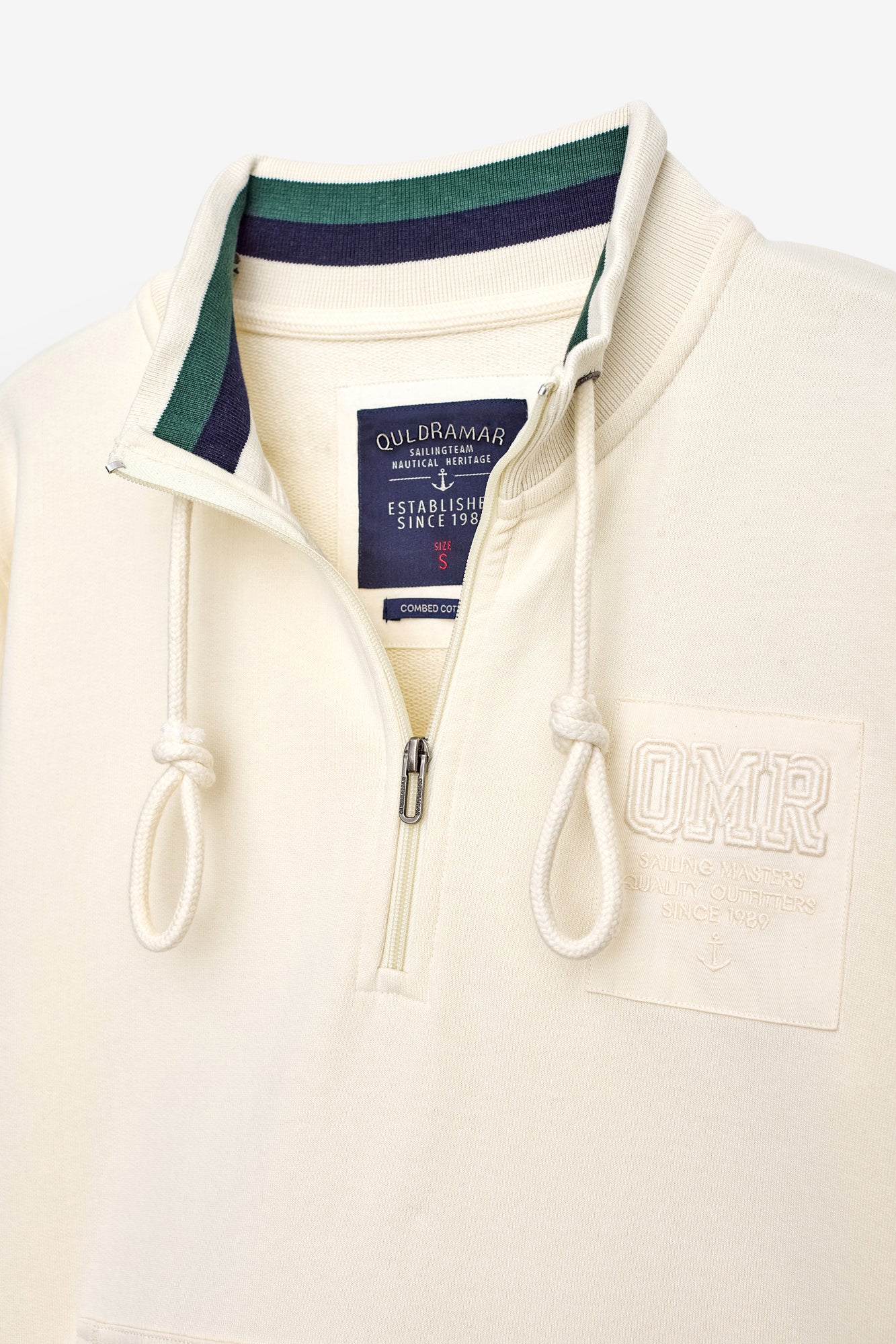 SWEATSHIRT COM GOLA E BOLSOS